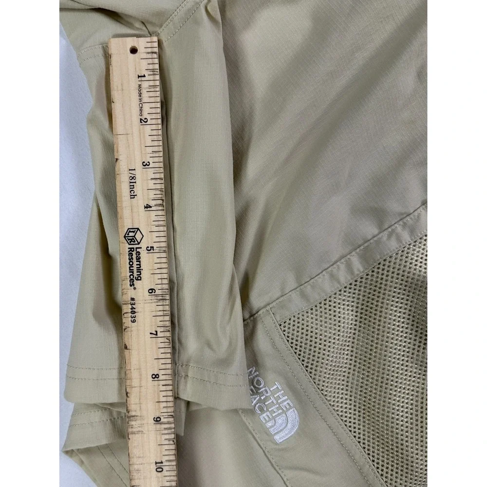 The North Face Shorts Mens XXL Long Beige Belted Cargo Fishing Hiking Ripstop